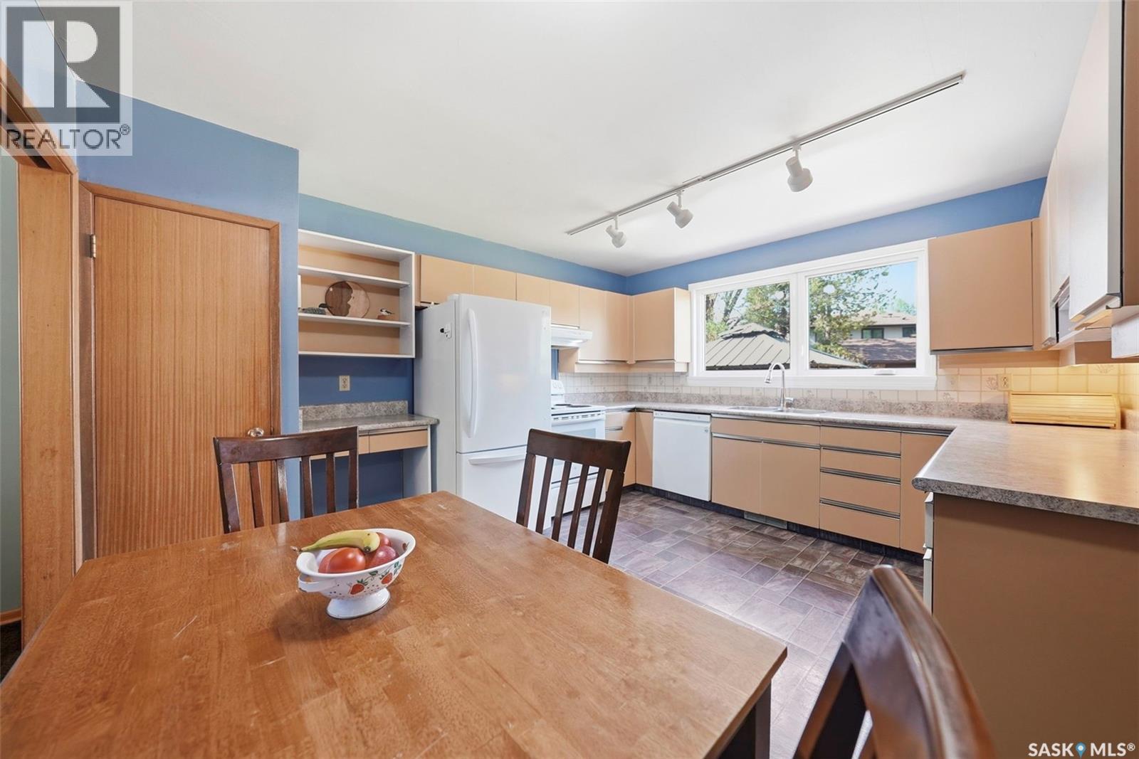 33 Sparling CRESCENT - 13