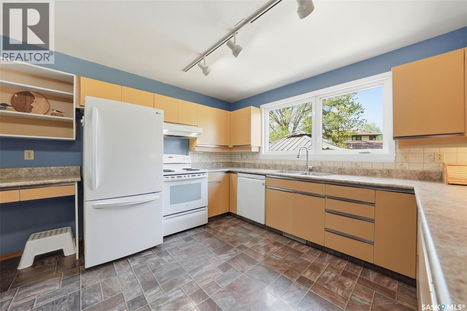 33 Sparling CRESCENT - 14