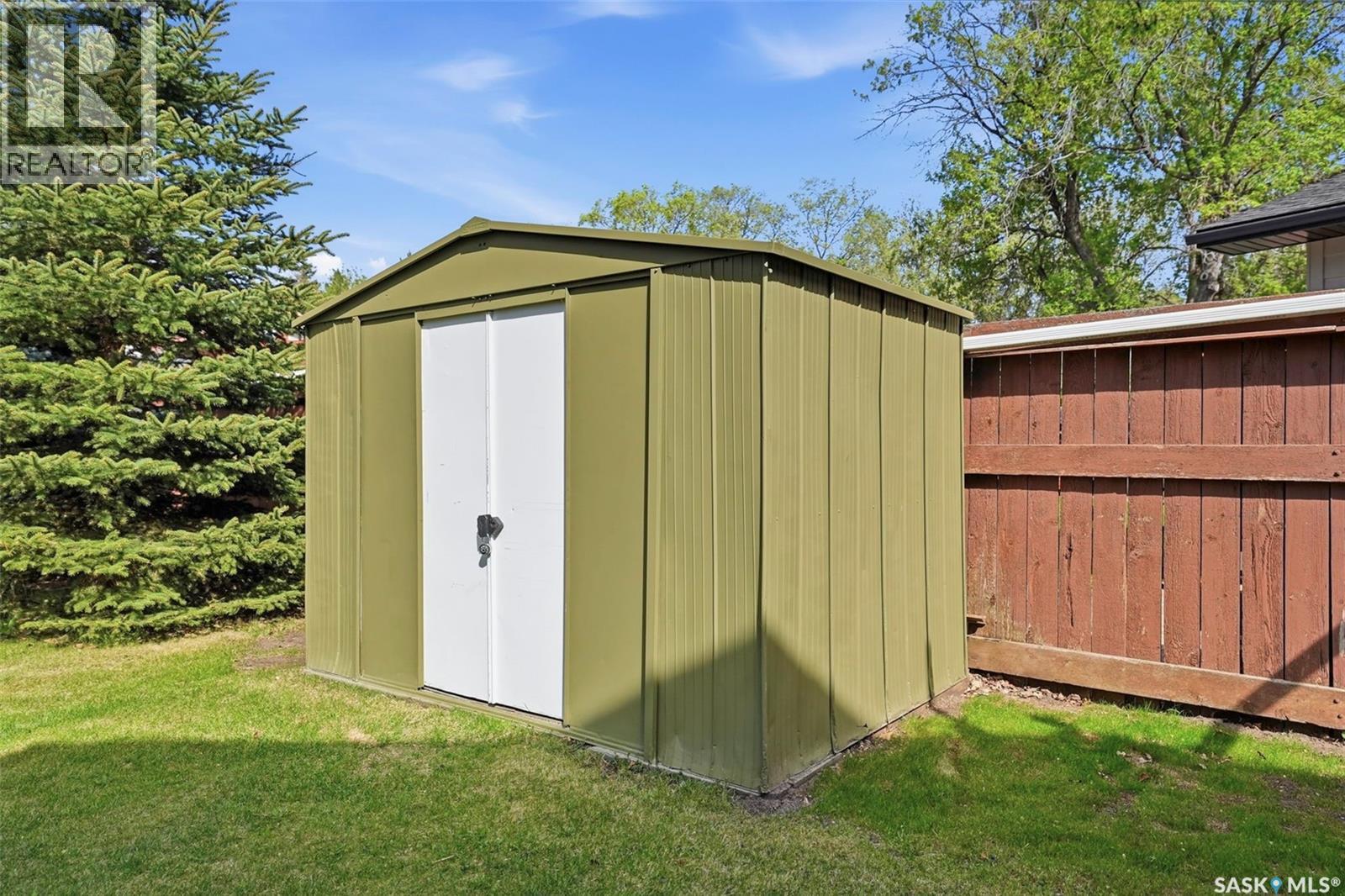 33 Sparling CRESCENT - 45