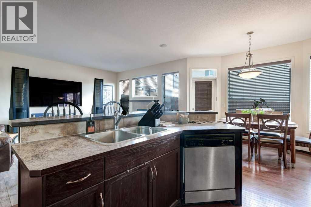265 Brightonwoods Gardens SE — photo 12