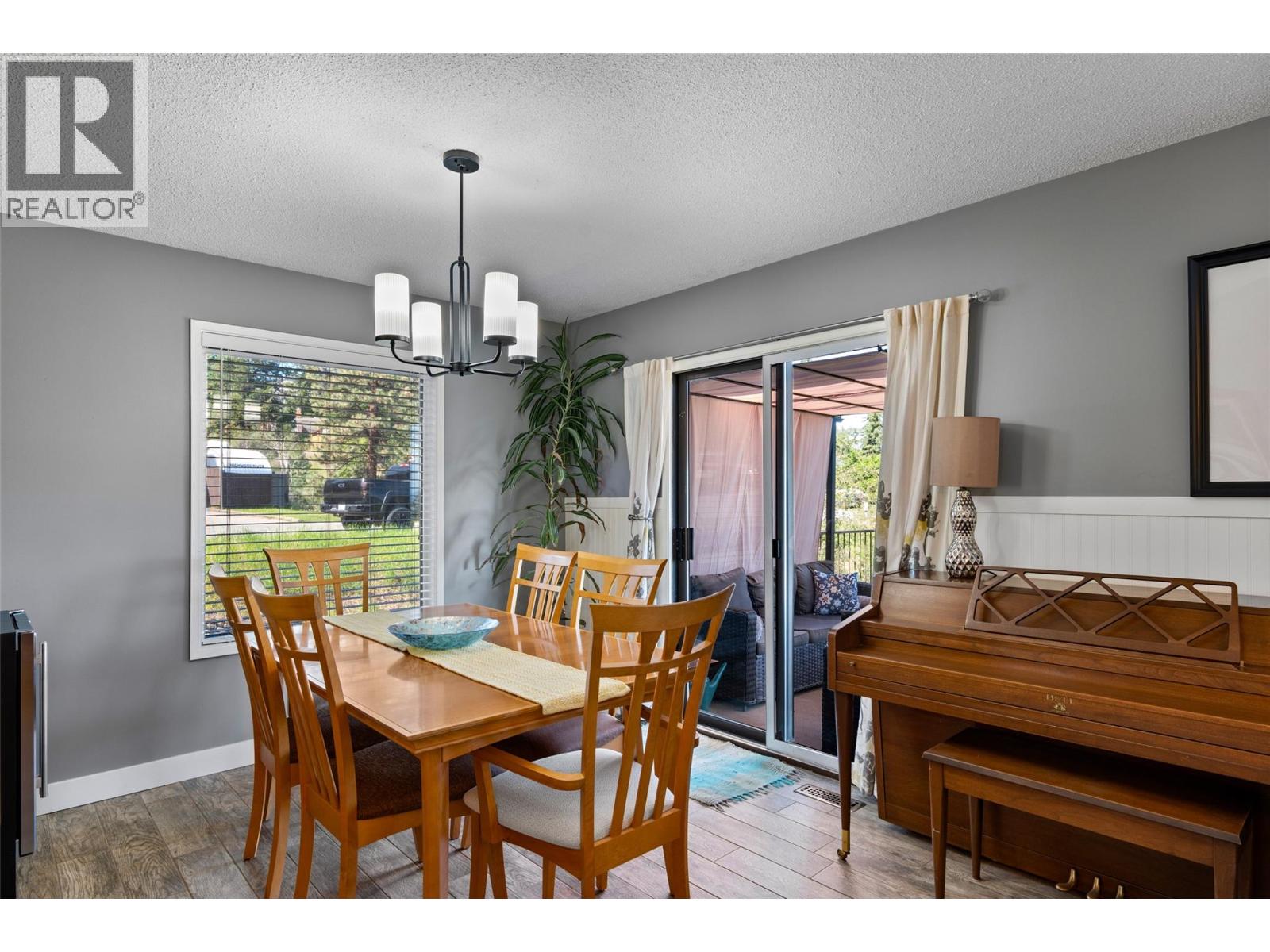 909 Fleming Circle - 10