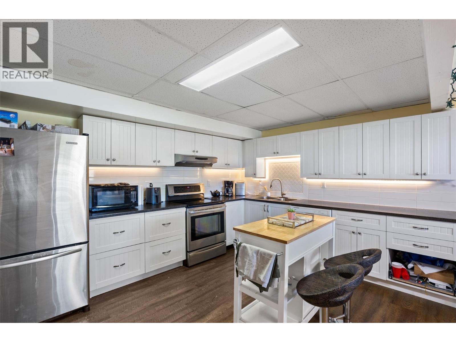 909 Fleming Circle - 32