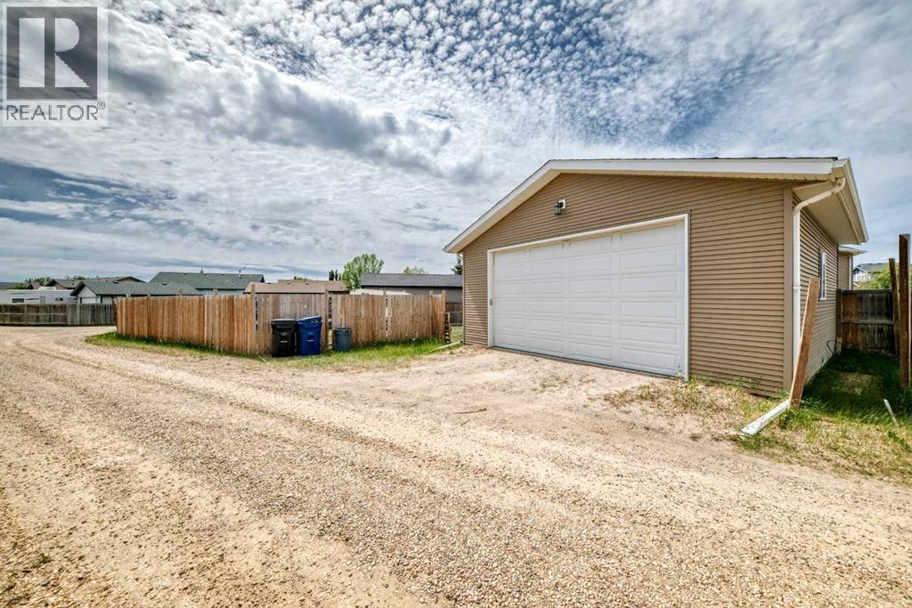 128 Almond Crescent - 26