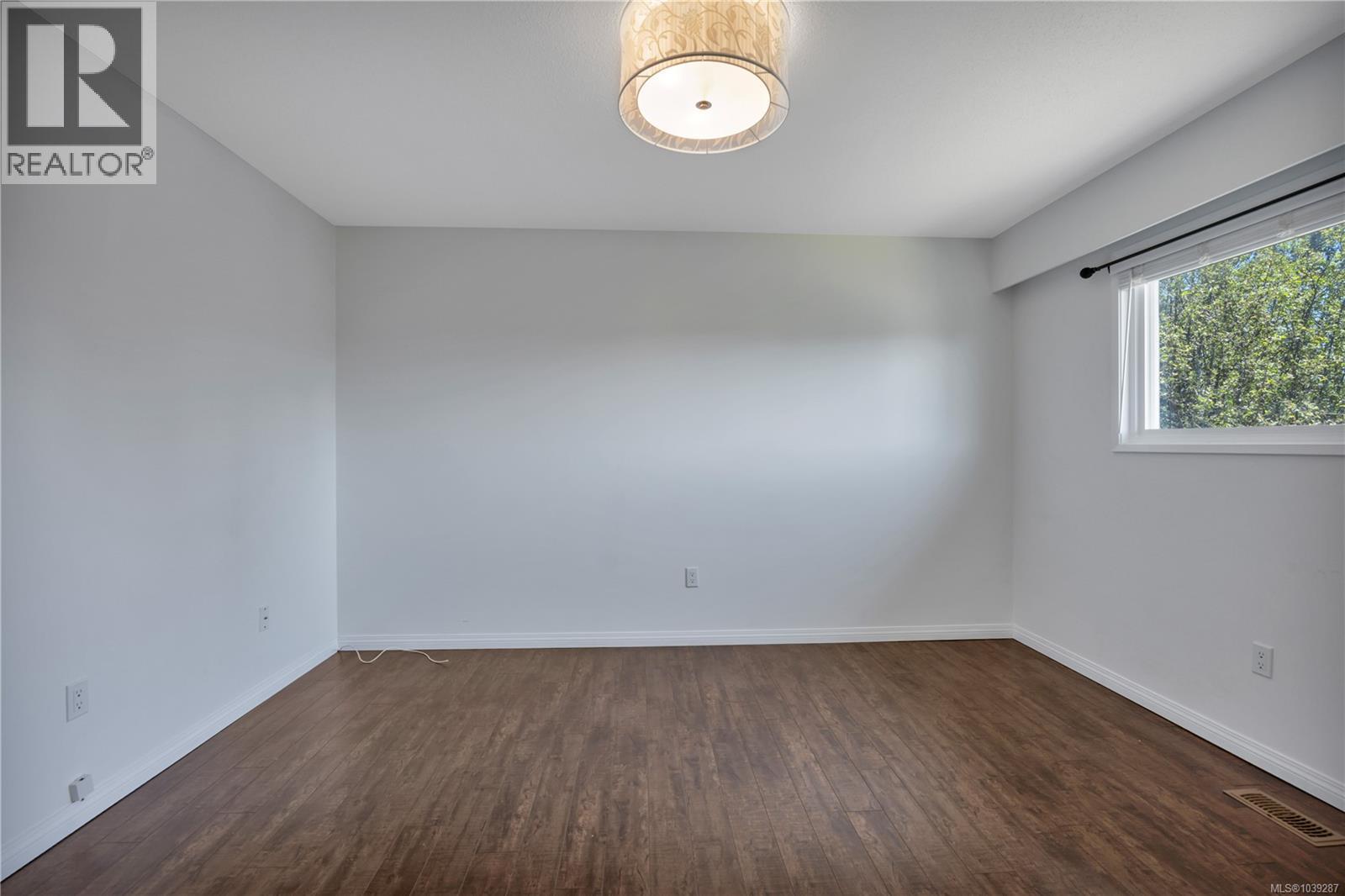 3236 Cedar Hill Rd, Saanich