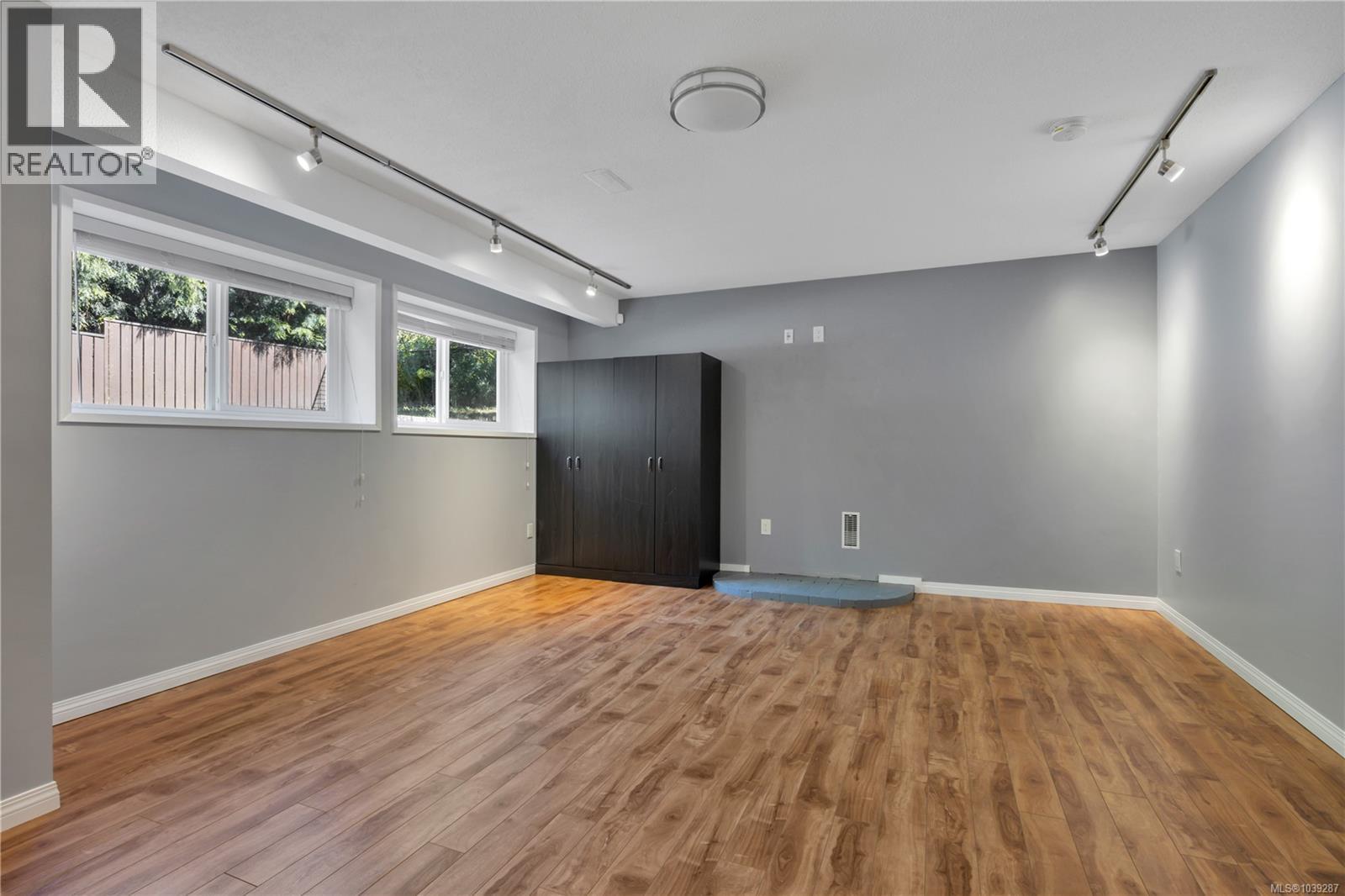 3236 Cedar Hill Rd, Saanich