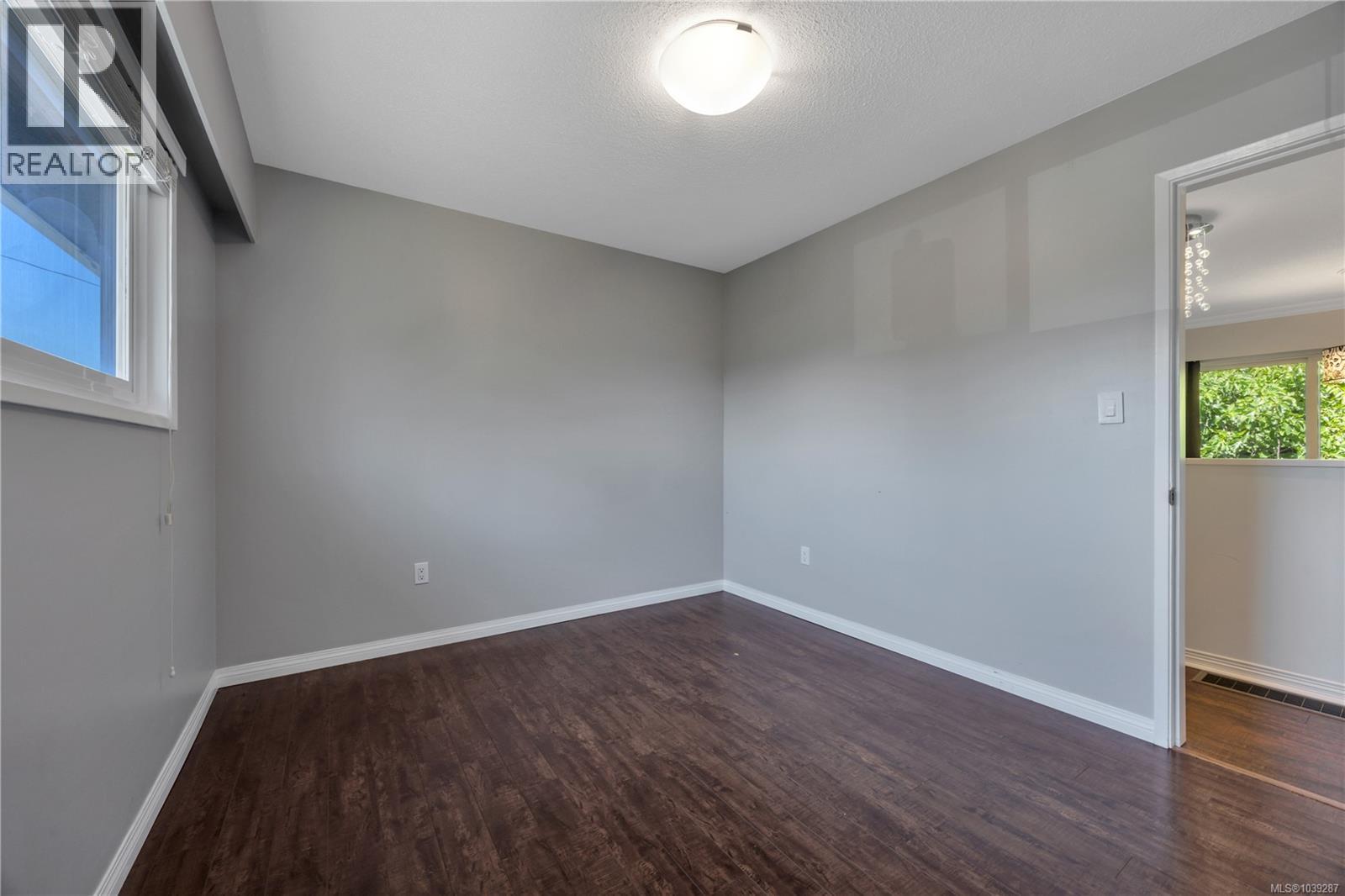 3236 Cedar Hill Rd, Saanich
