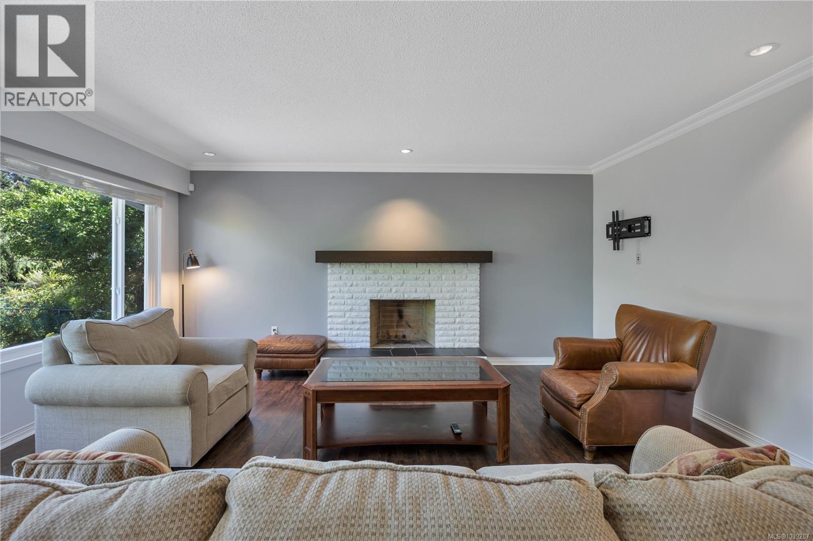 3236 Cedar Hill Rd, Saanich