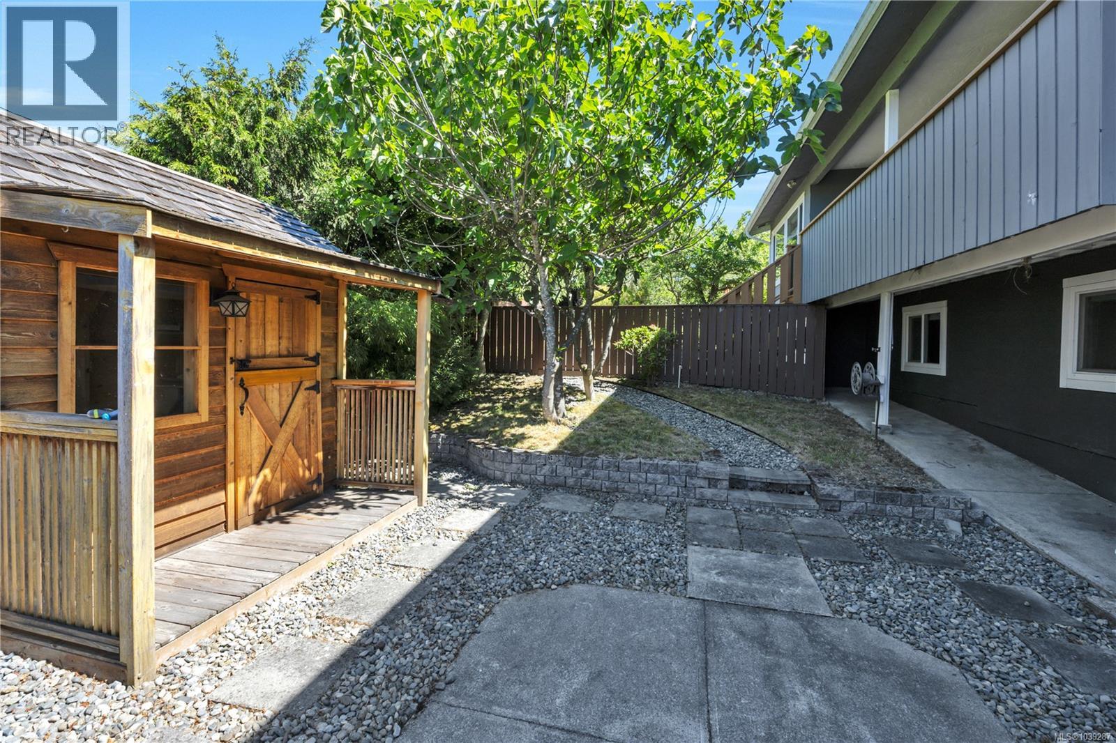 3236 Cedar Hill Rd, Saanich