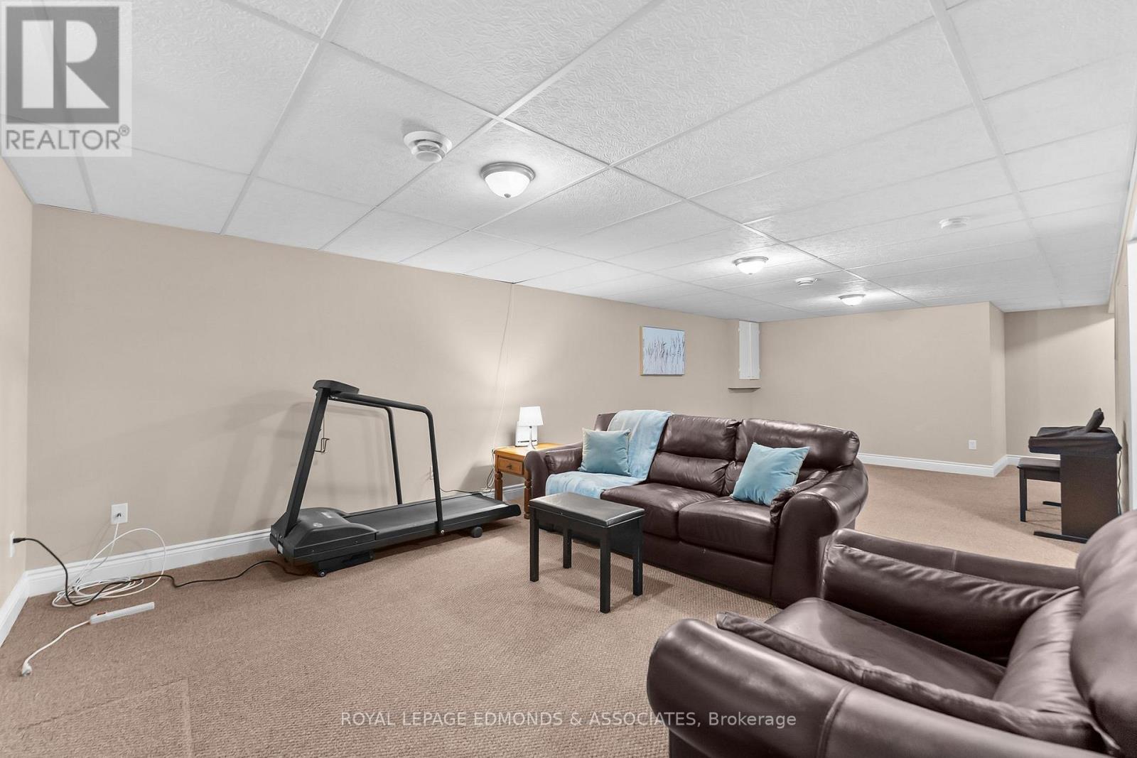 89 SPRUCE STREET - 20