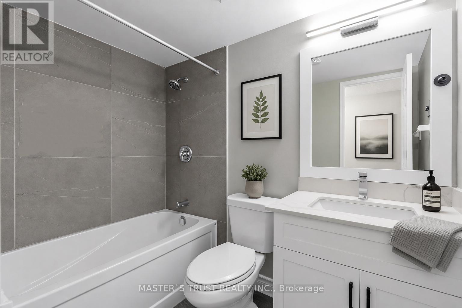 #1702 55 CENTRE AVENUE - 28