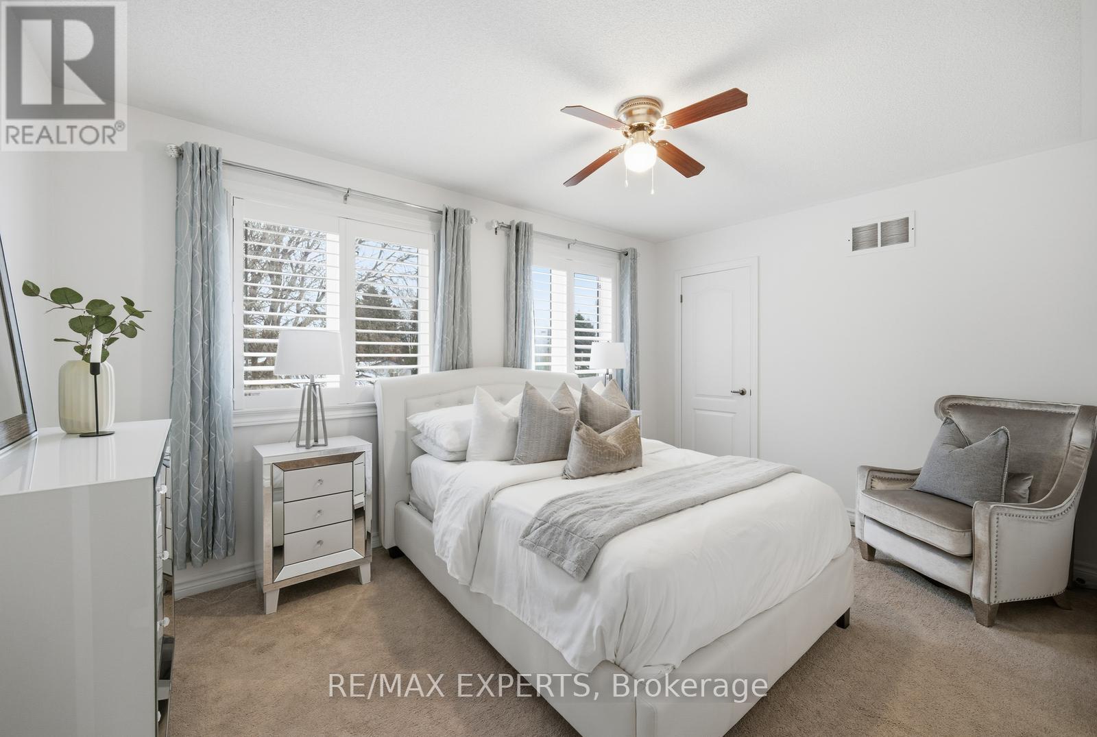 11 COLLIER CRESCENT - 27