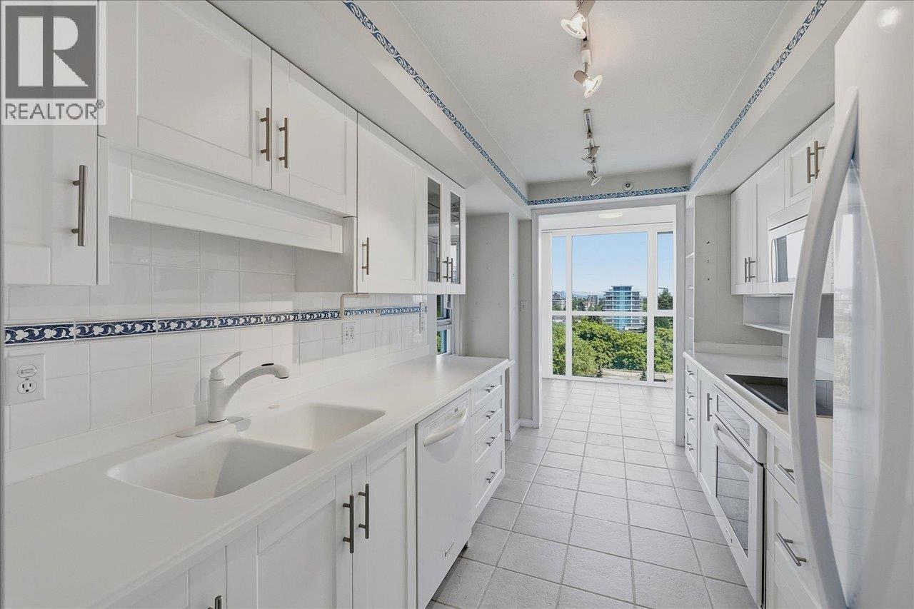 901 2988 ALDER STREET, Vancouver