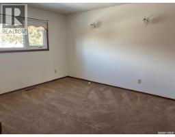 3pc Bathroom - 210 Alexander Avenue, Canora, SK S0A0L0 Photo 11