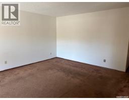 4pc Bathroom - 210 Alexander Avenue, Canora, SK S0A0L0 Photo 9