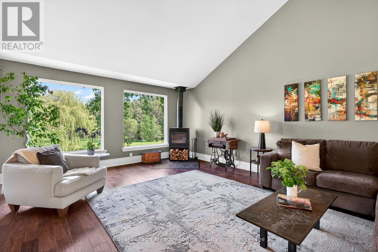 8122 ERAMOSA GARAFRAXA TOWNLINE - 11