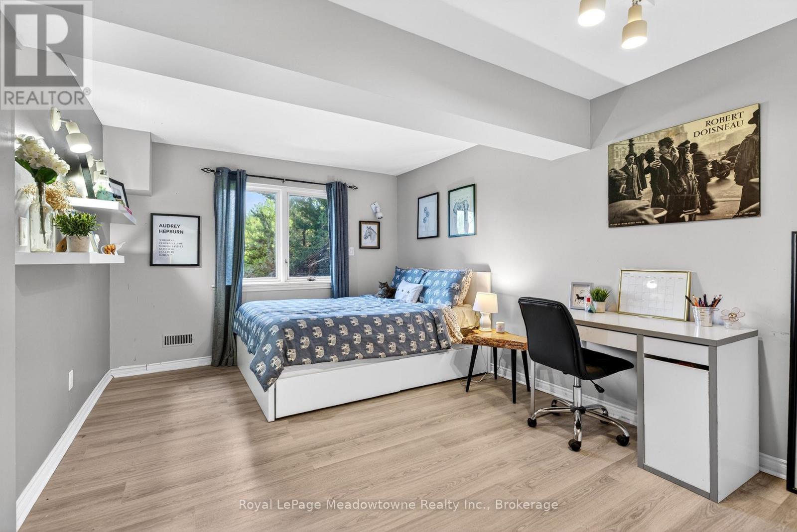8122 ERAMOSA GARAFRAXA TOWNLINE - 23