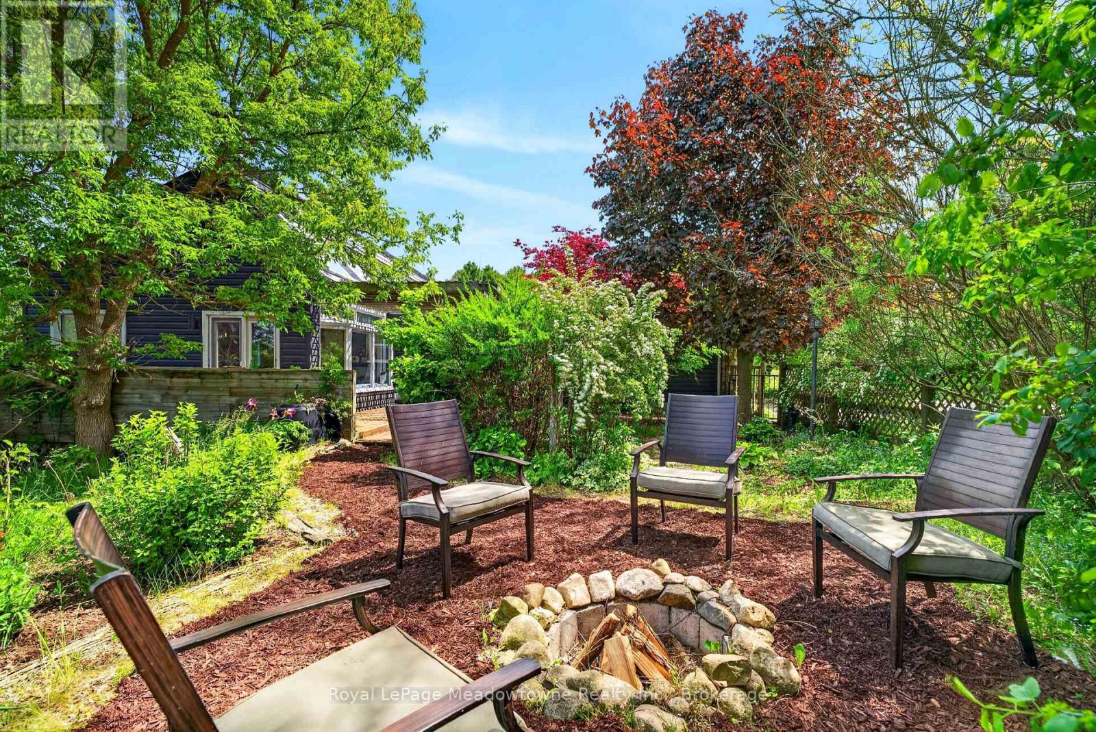 8122 ERAMOSA GARAFRAXA TOWNLINE - 26