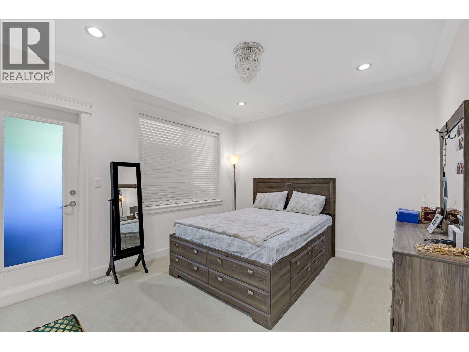 41440 DRYDEN ROAD, Squamish