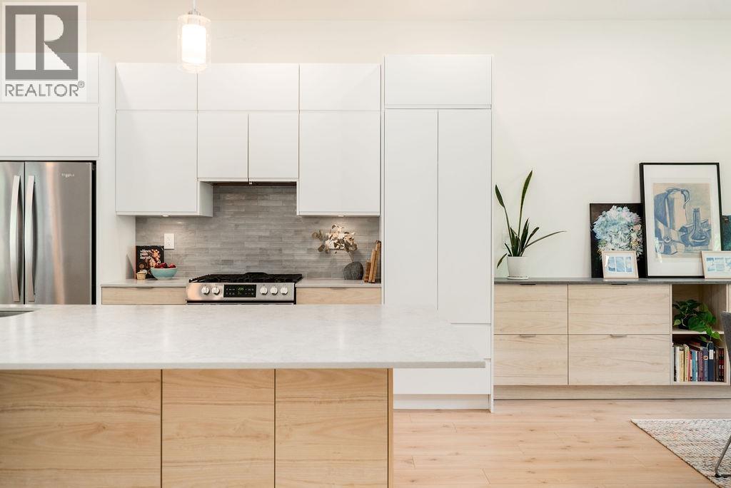 258 APRIL ROAD, Port Moody