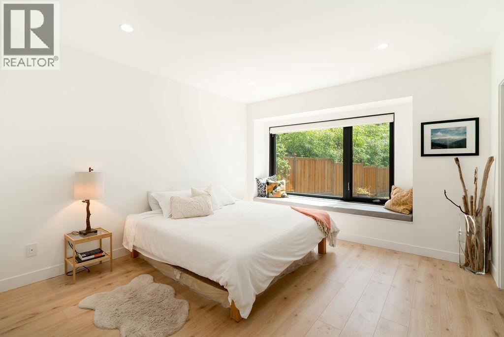 258 APRIL ROAD, Port Moody