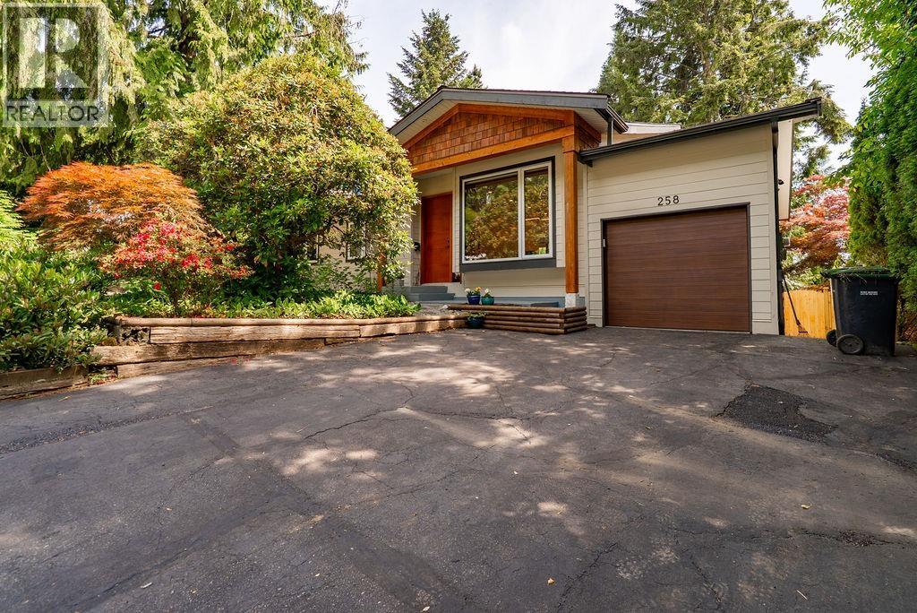 258 APRIL ROAD, Port Moody