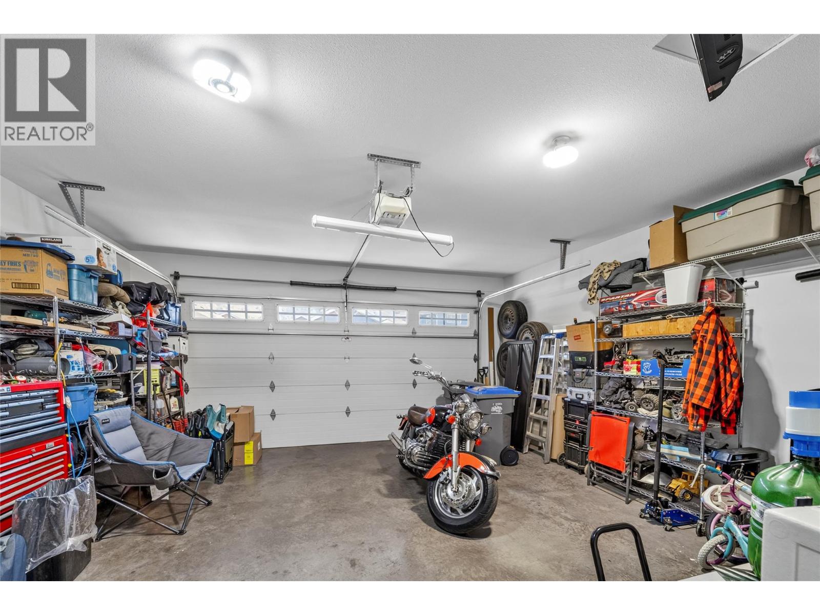#156 200 GRAND Boulevard - 22