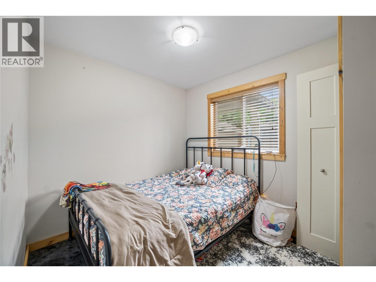 331 Fraser Avenue NW, Salmon Arm