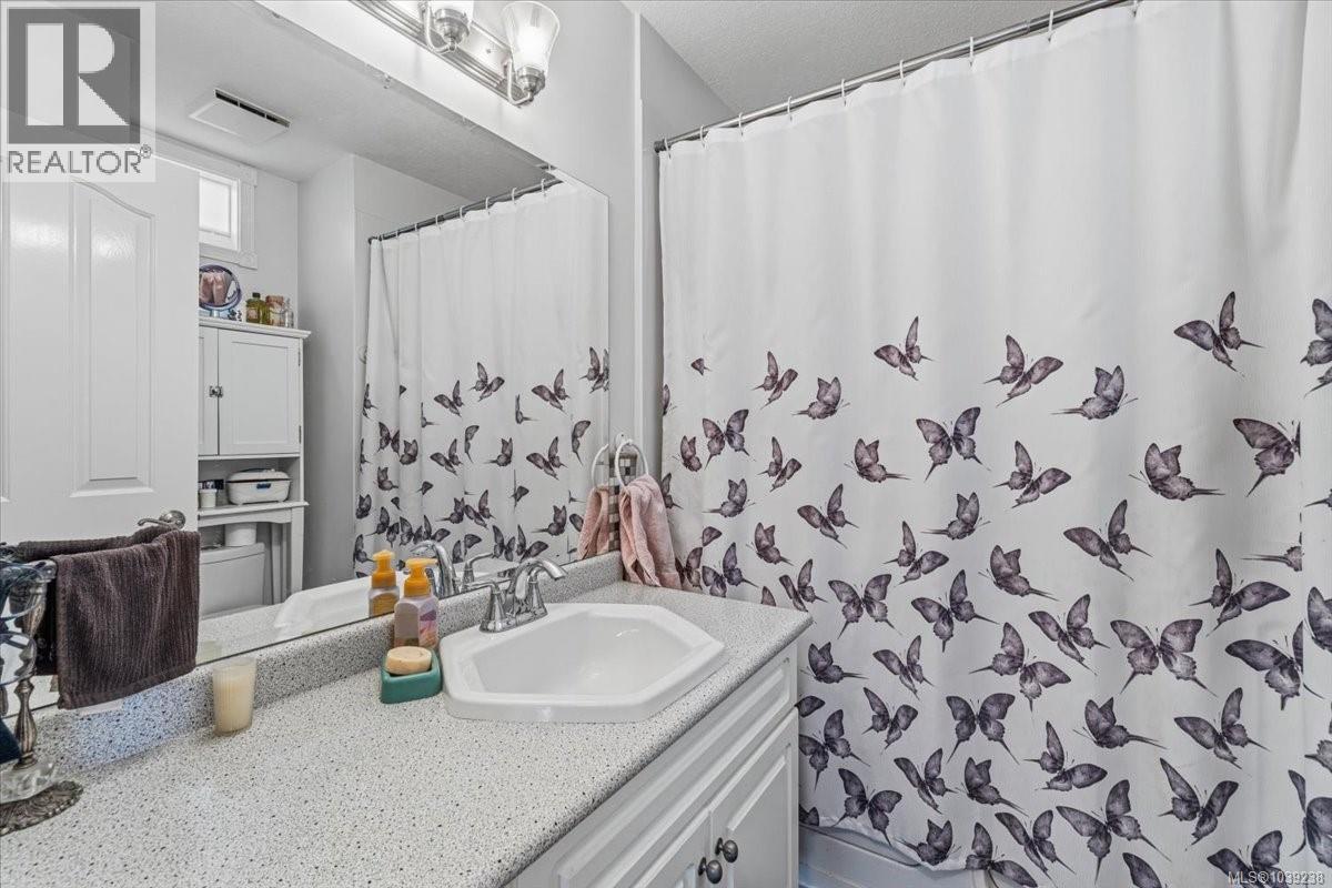5177 Sam's Way, Nanaimo