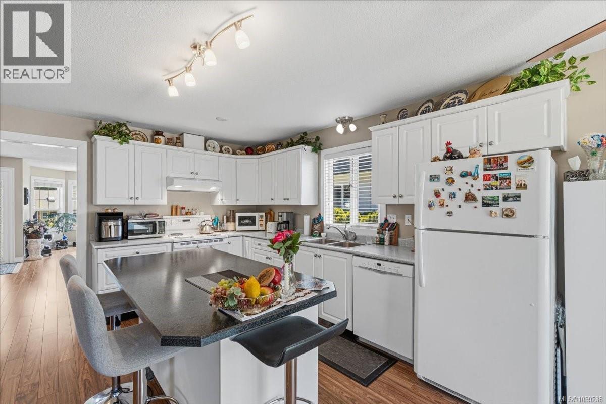 5177 Sam's Way, Nanaimo