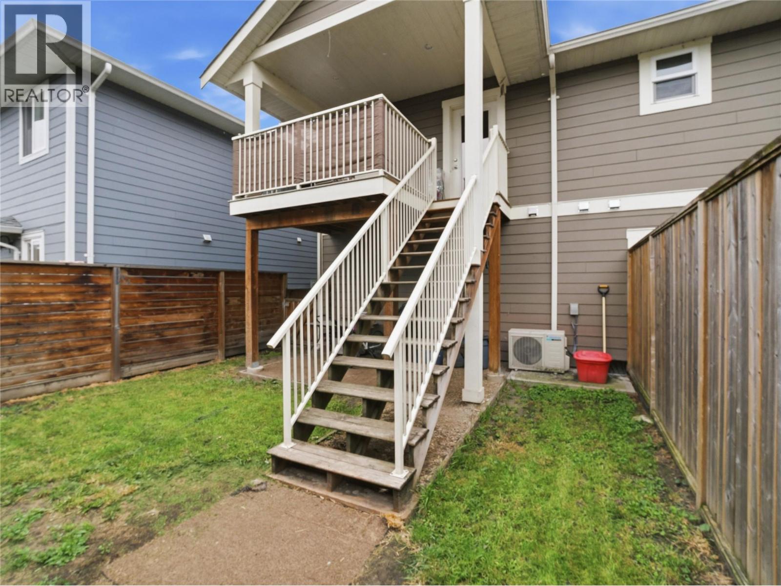 331 Fraser Avenue NW, Salmon Arm