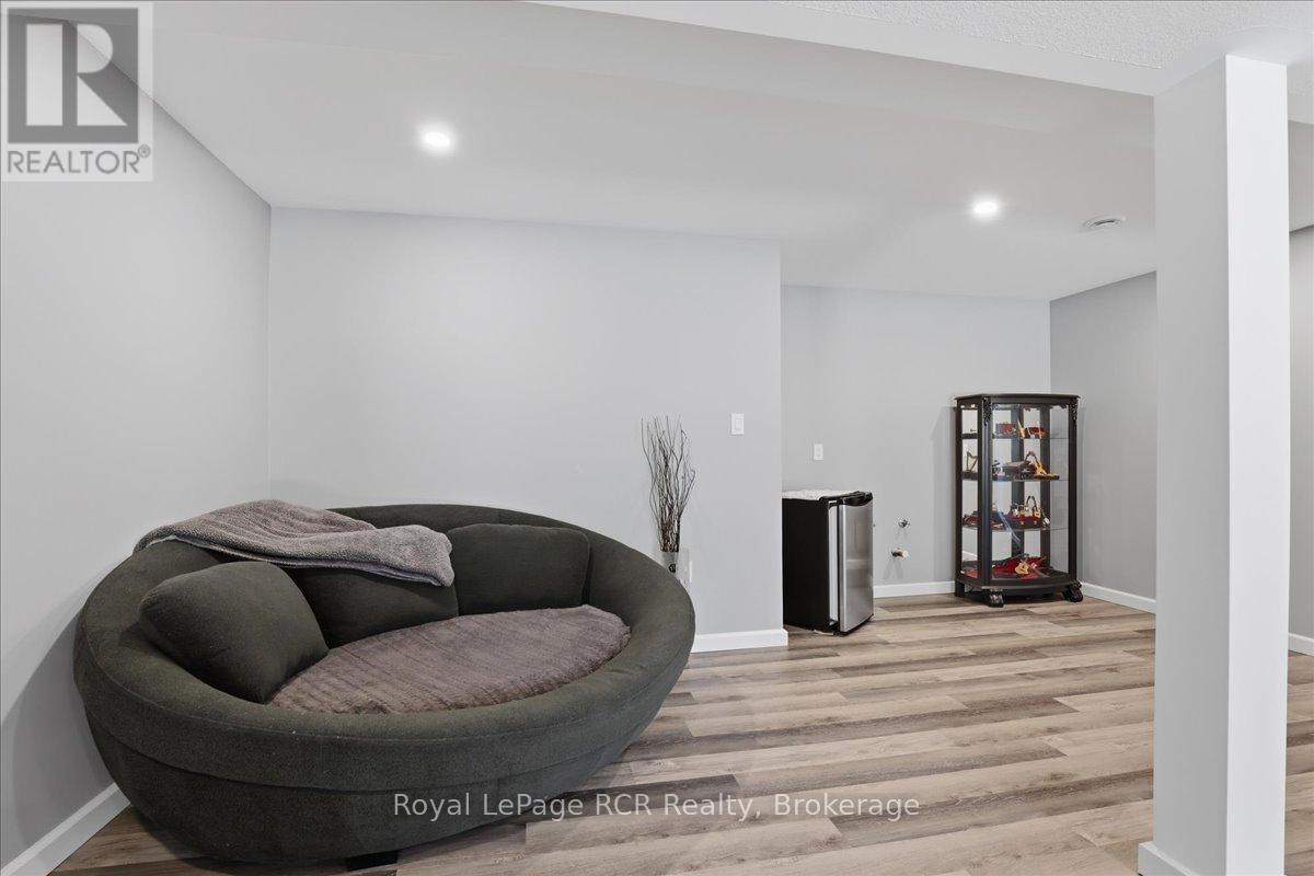 6442 GIVEN ROAD - 29