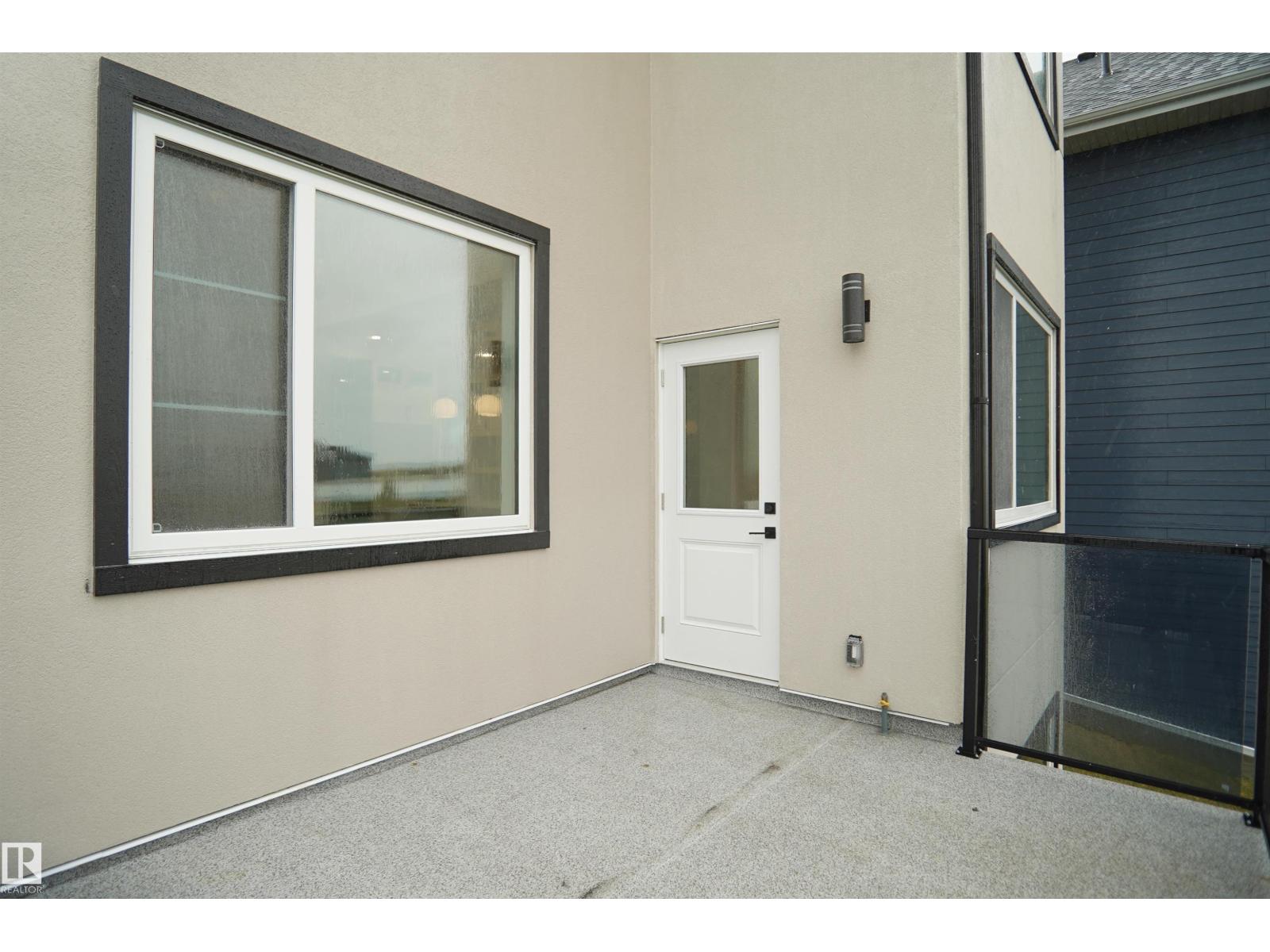 142 EDGEWATER CI - 35