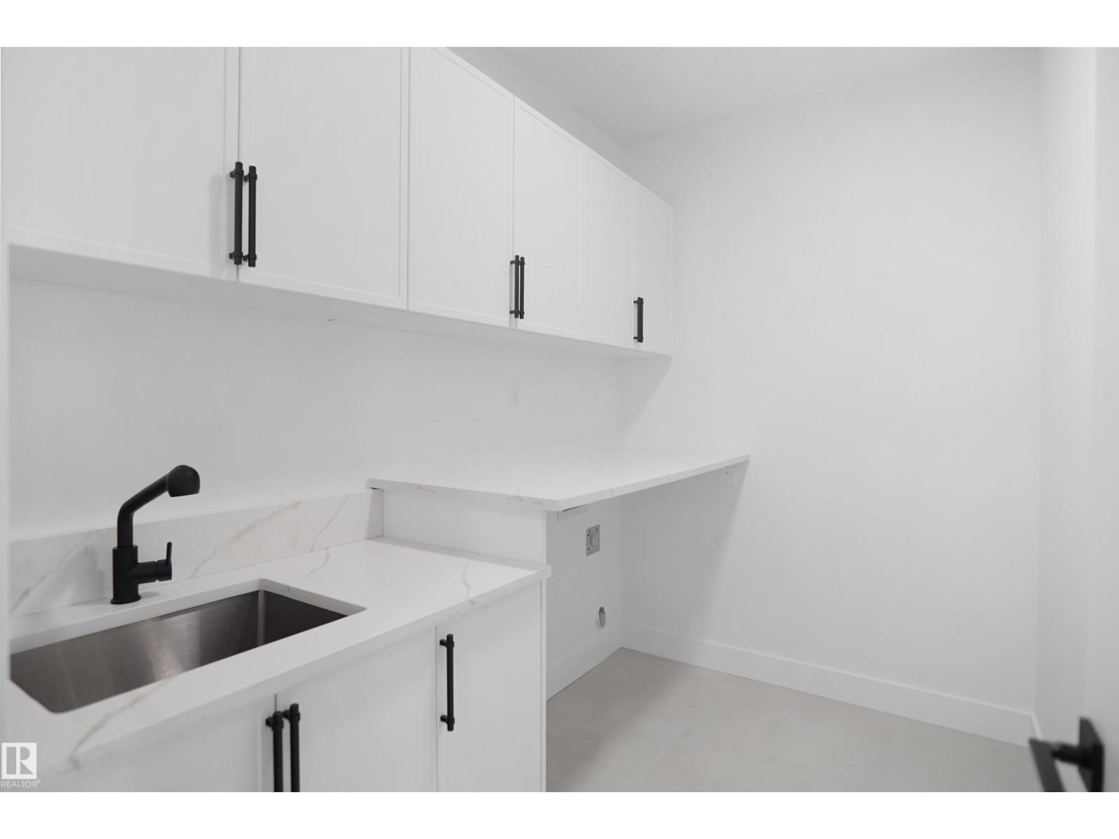 142 EDGEWATER CI - 57