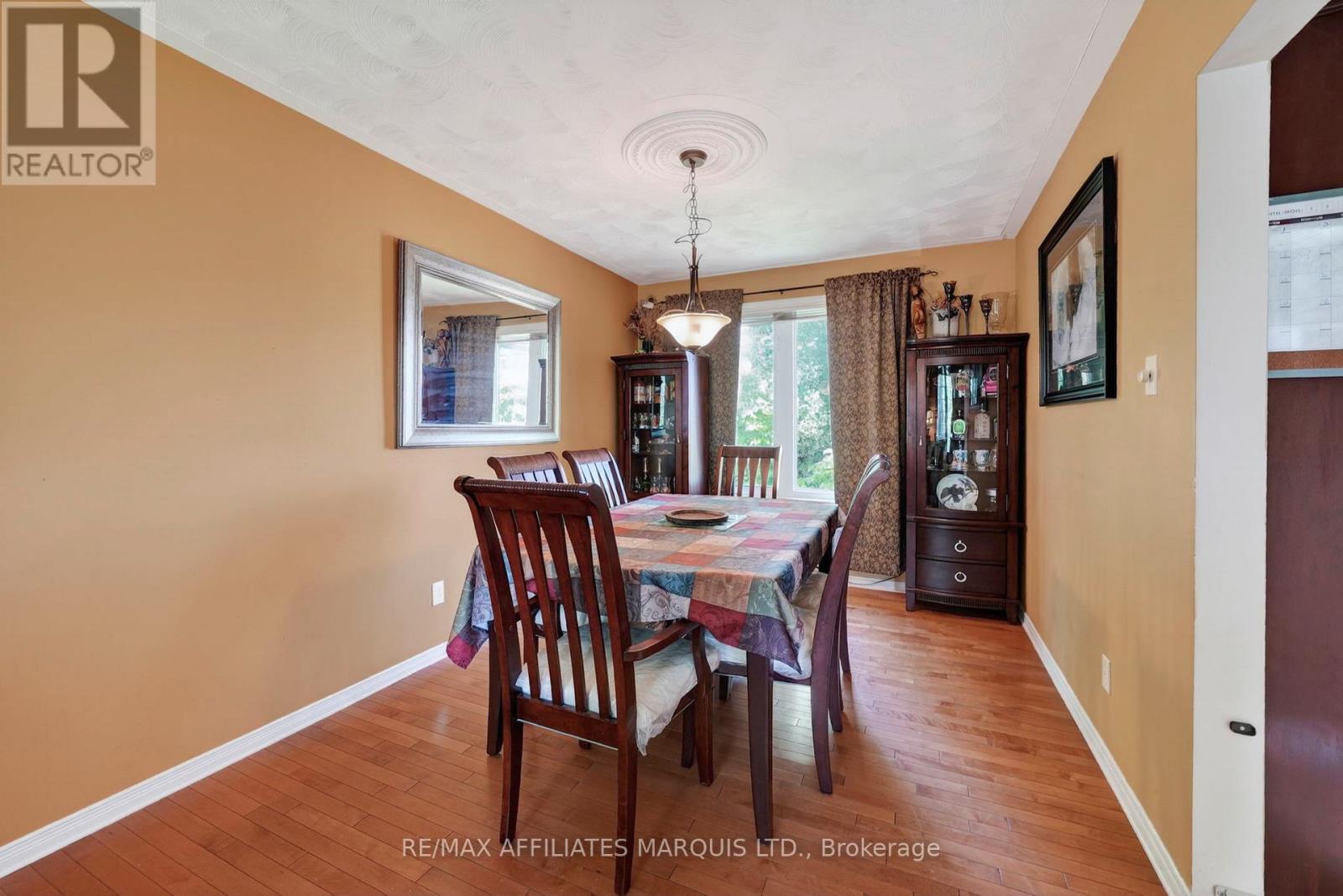 1329 PATRICIA PLACE - 11