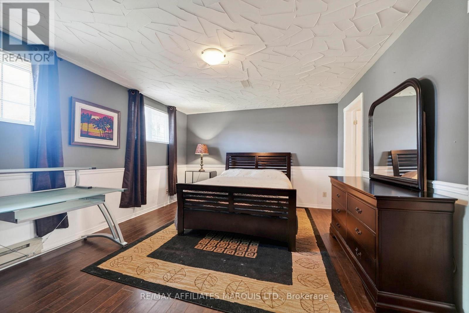 1329 PATRICIA PLACE - 30