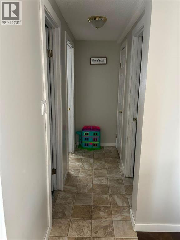 9701 95 Street — photo 15