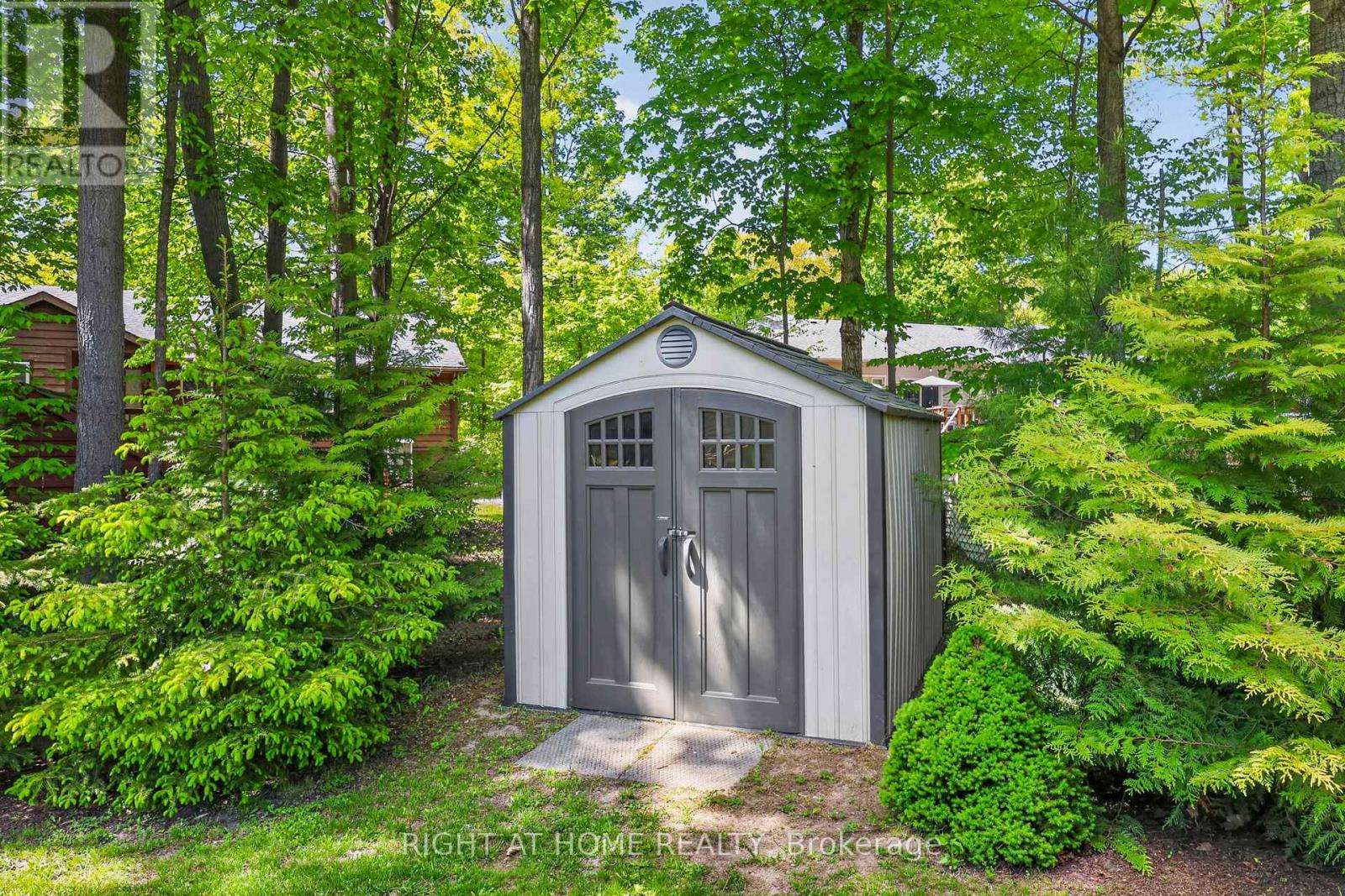 119 WOLFE TRAIL - 40
