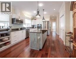 758 Gerussi Lane, Gibsons, BC V0N1V7 Photo 16