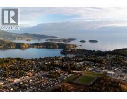 758 Gerussi Lane, Gibsons, BC V0N1V7 Photo 11