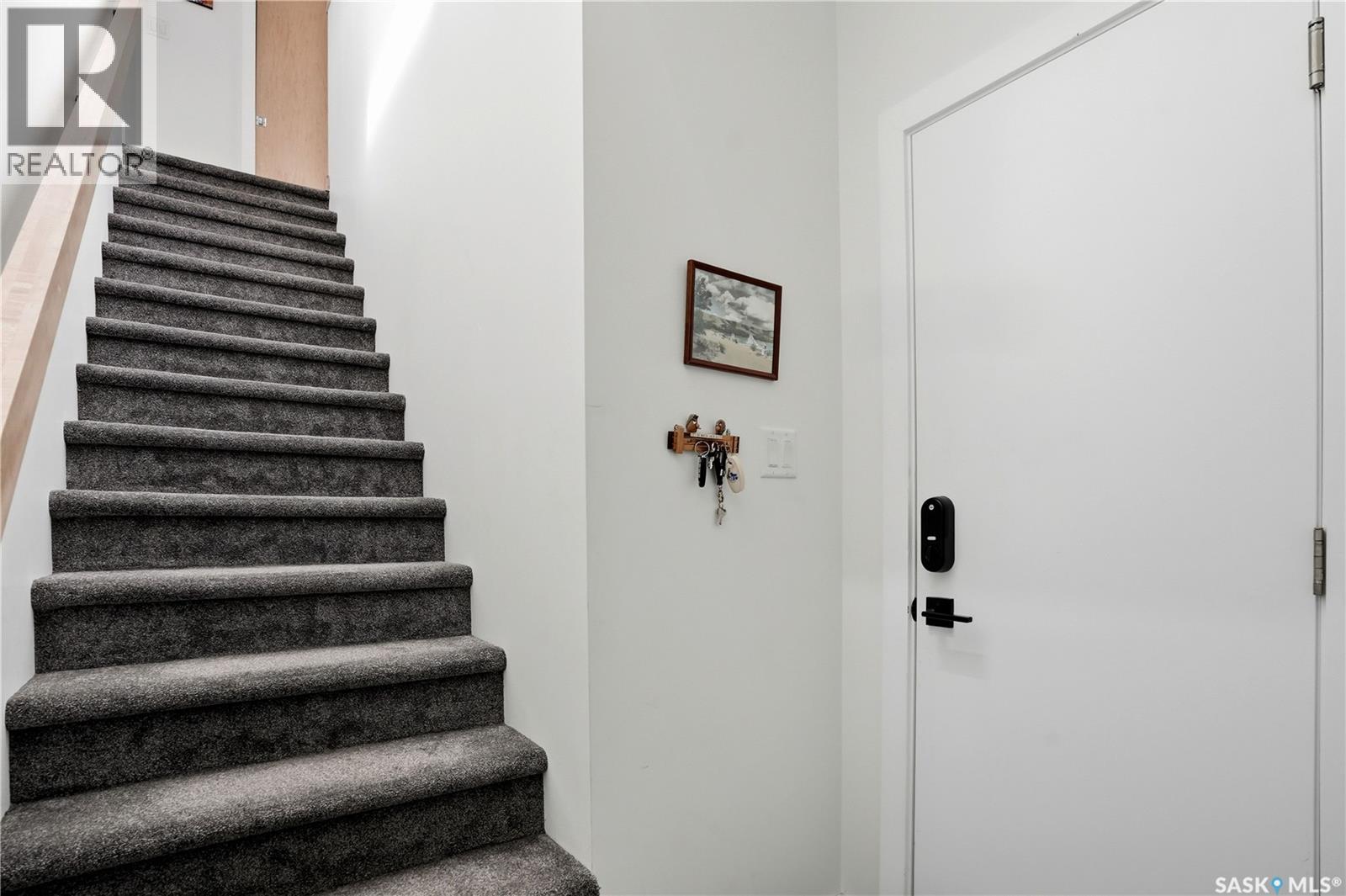 63 Margaret STREET - 13
