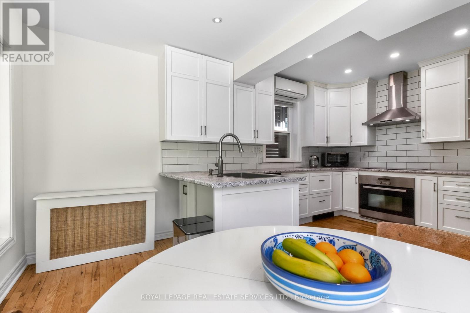 42 HUMBERCREST BOULEVARD - 15