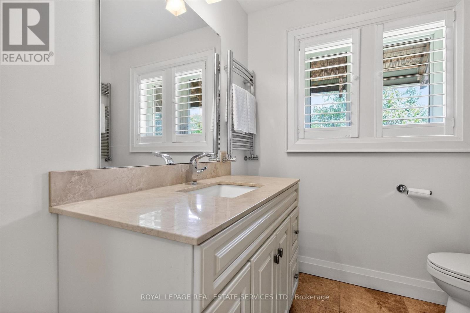 42 HUMBERCREST BOULEVARD - 25