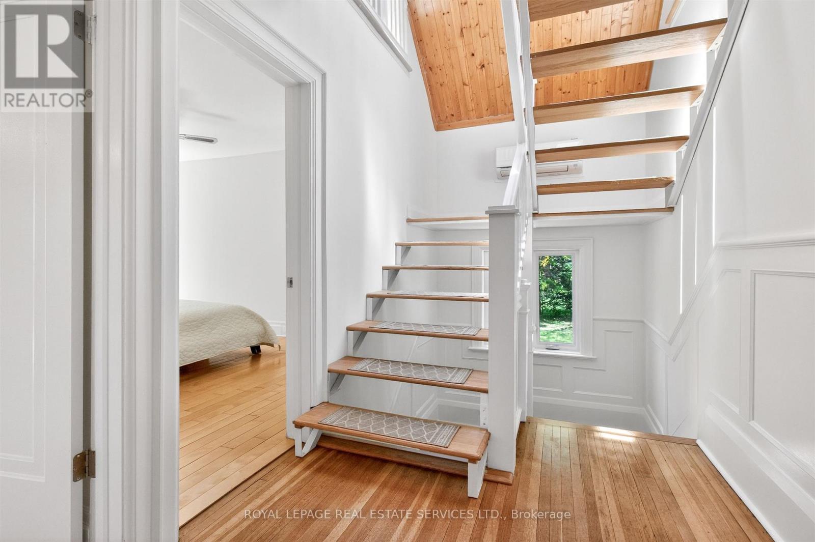 42 HUMBERCREST BOULEVARD - 27