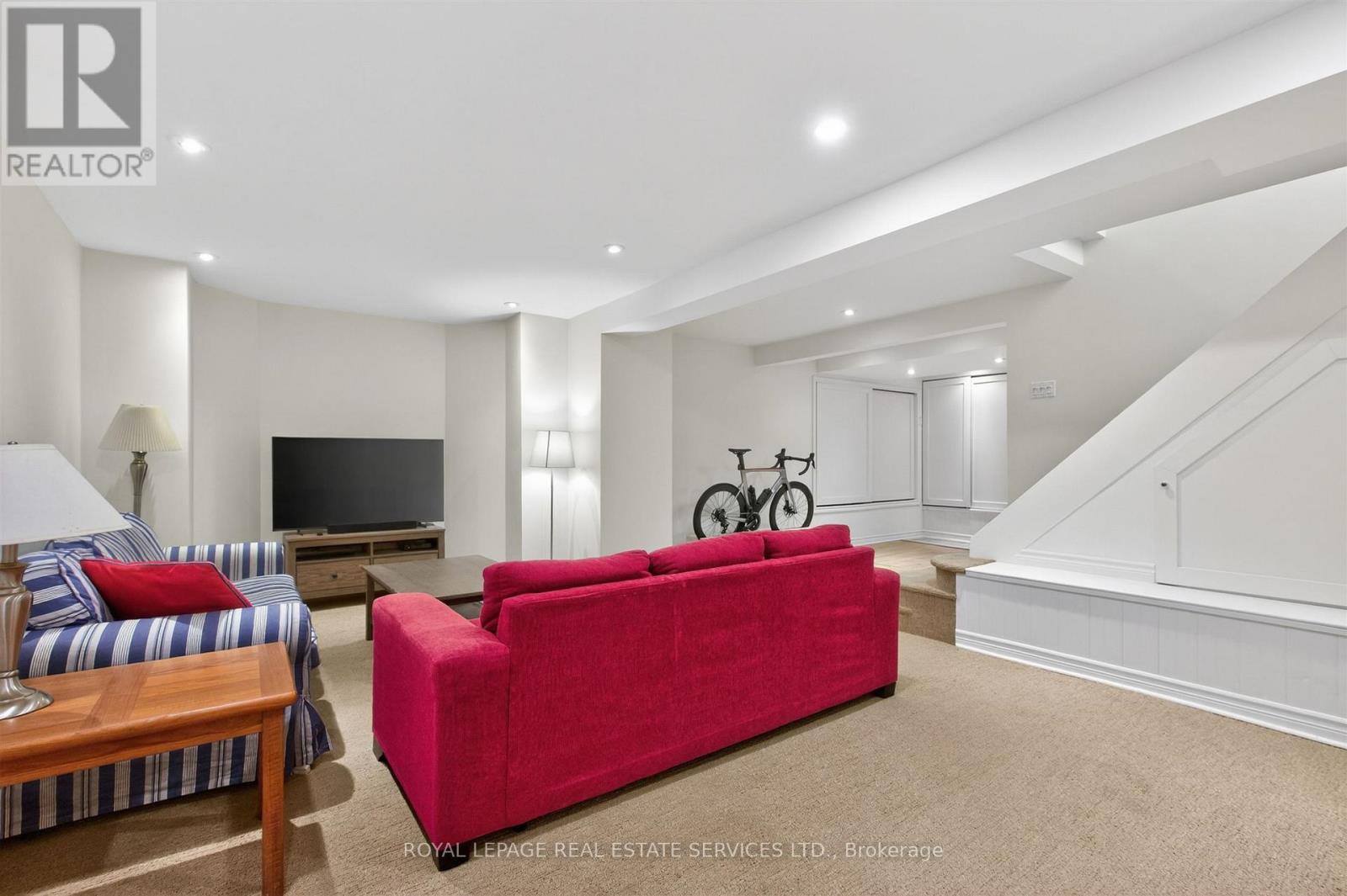 42 HUMBERCREST BOULEVARD - 33