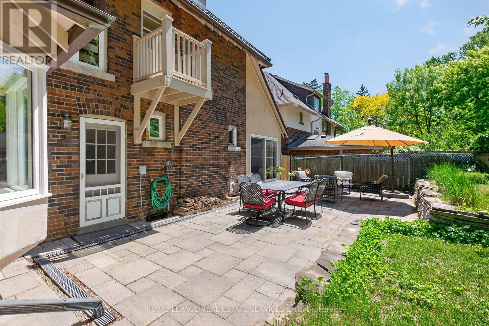 42 HUMBERCREST BOULEVARD - 40