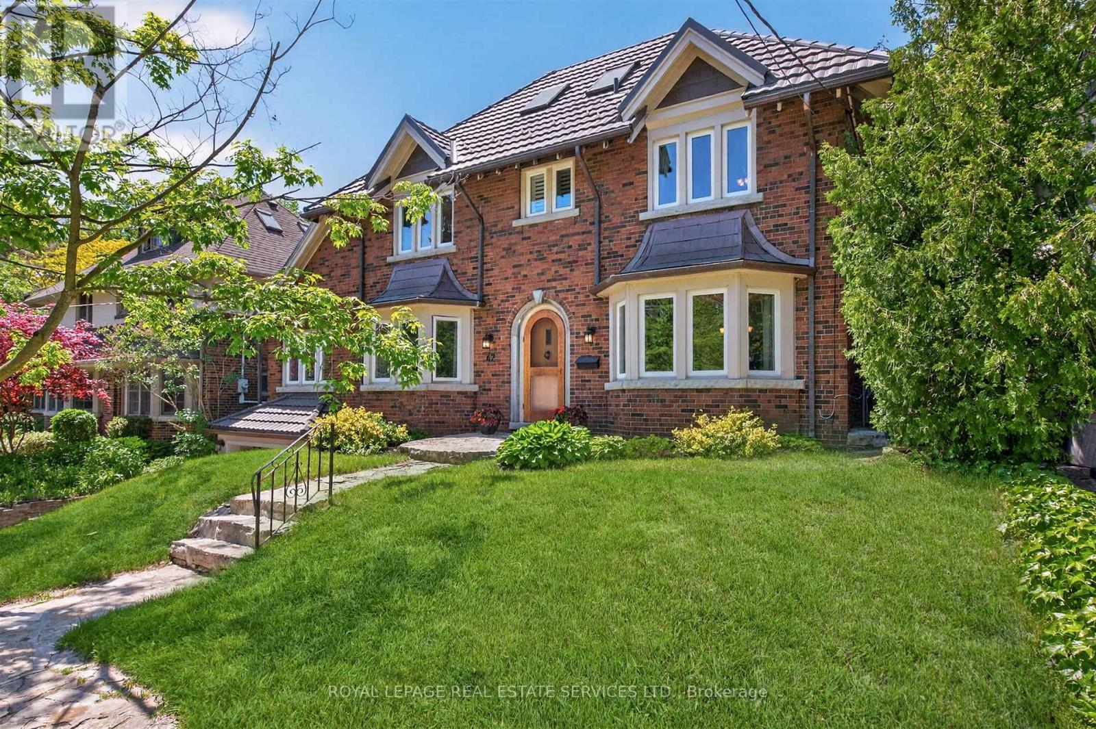 42 HUMBERCREST BOULEVARD - 43