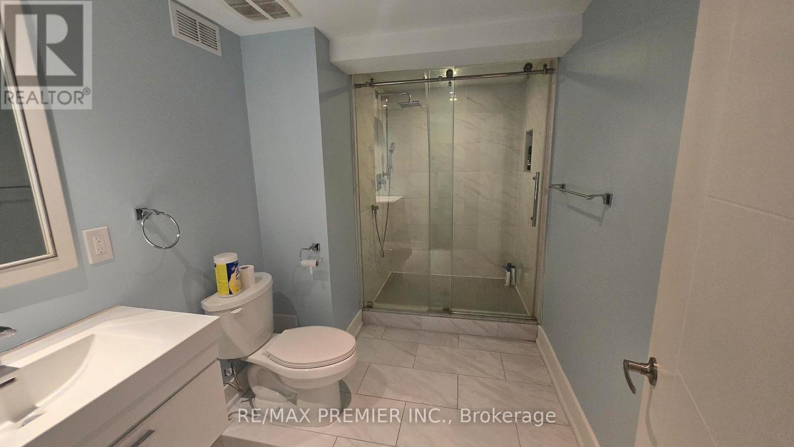 4399 BEACON LANE - 8