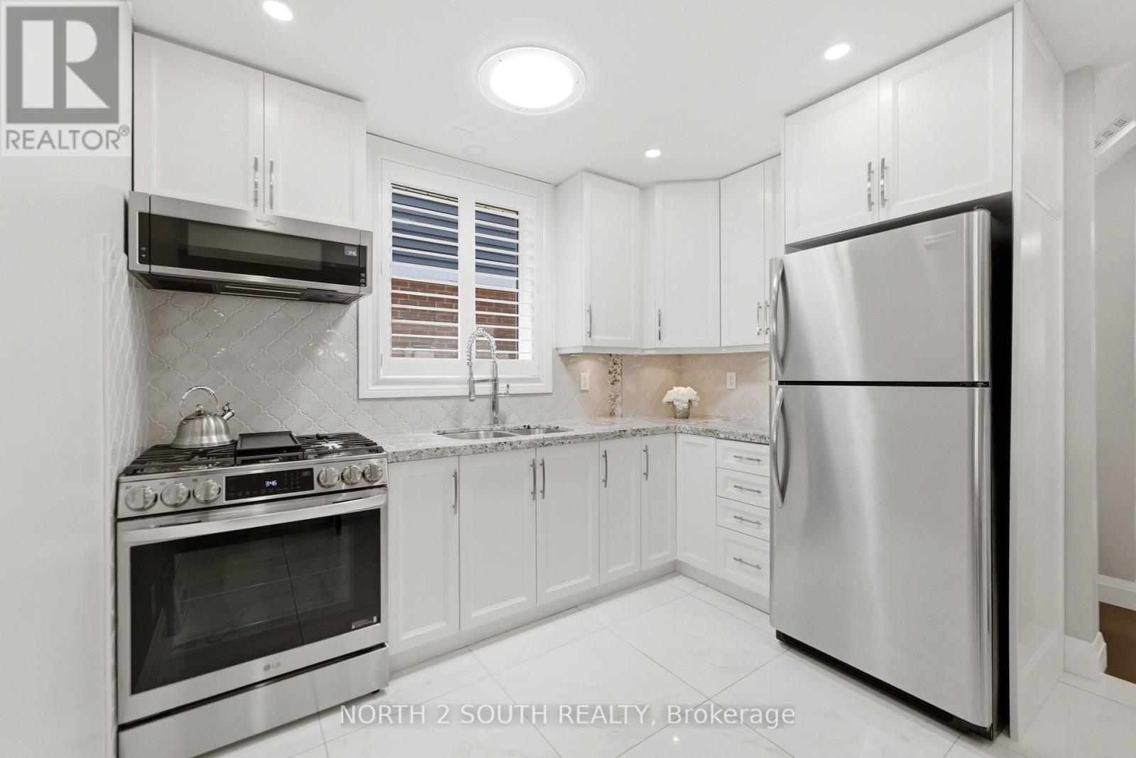 212 WEXFORD AVENUE S - 12