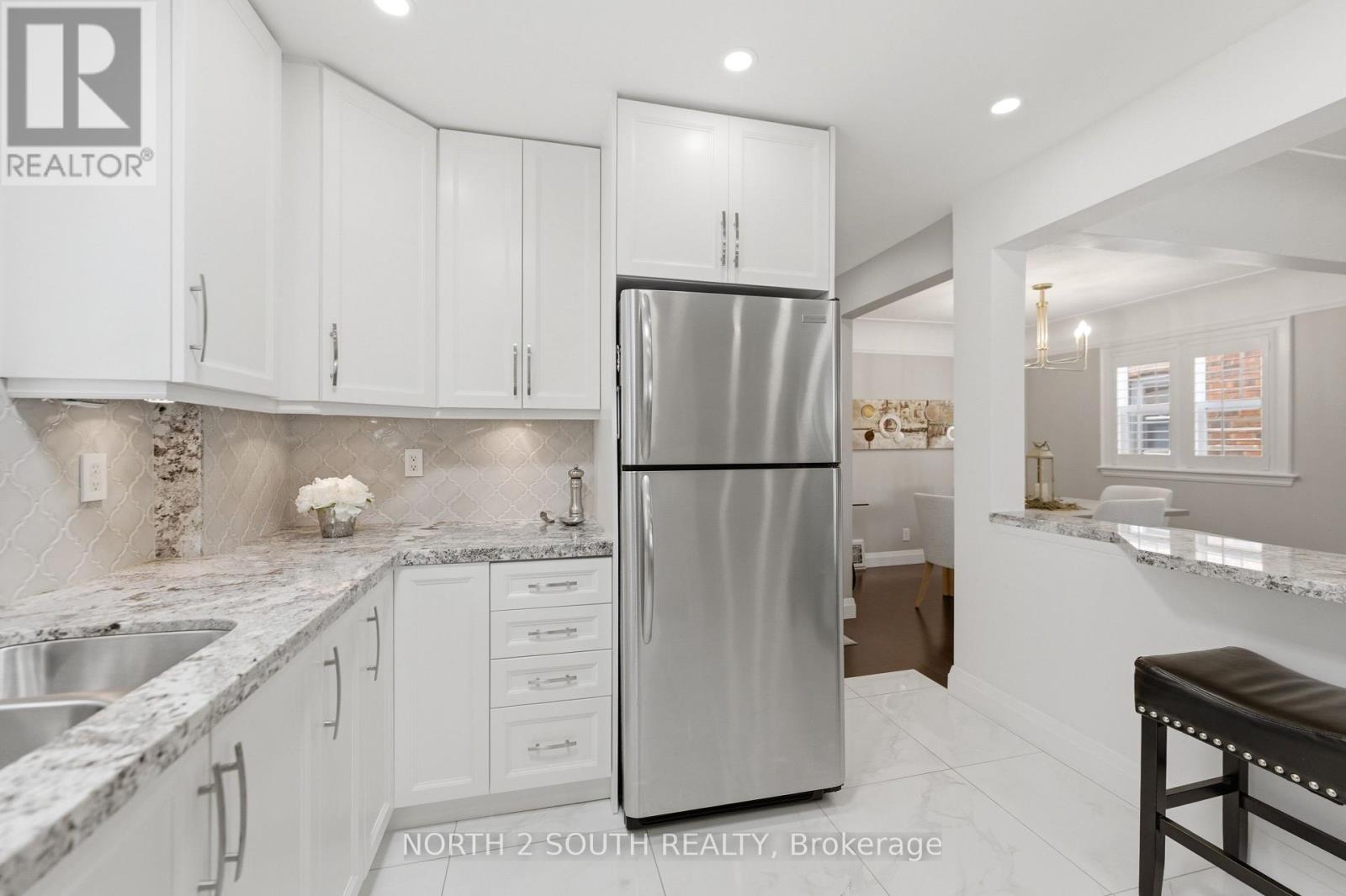 212 WEXFORD AVENUE S - 13