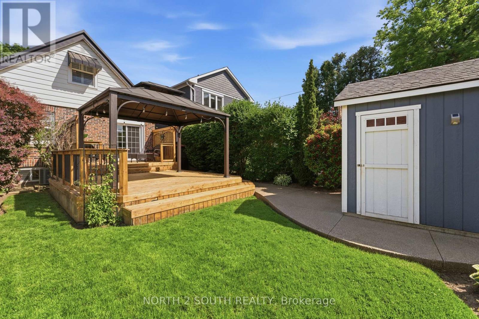 212 WEXFORD AVENUE S - 30